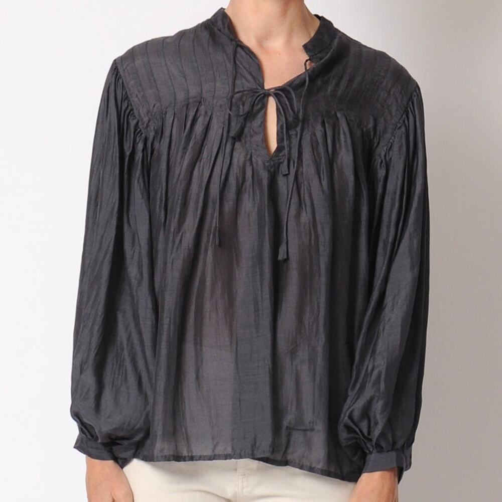 Matta Phool Top in Iron Poet Balloon Sleeve Pleated Swing Lagenlook Blouse